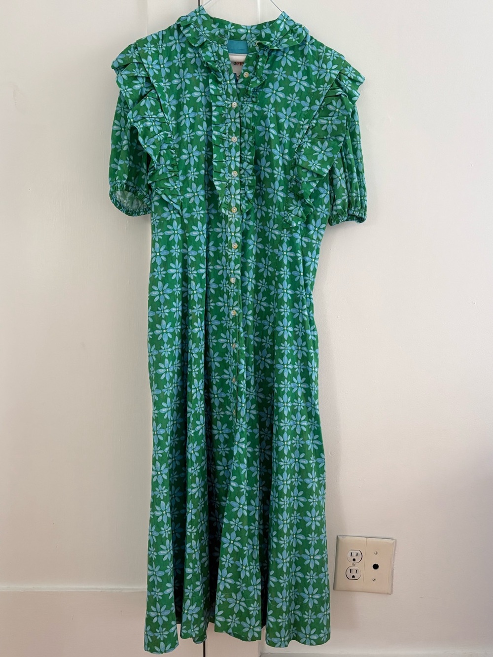 De Loreta Button-Front Dress